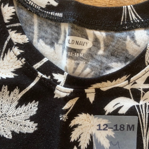NWT Old Navy girls tank 12-18m - Picture 2 of 2